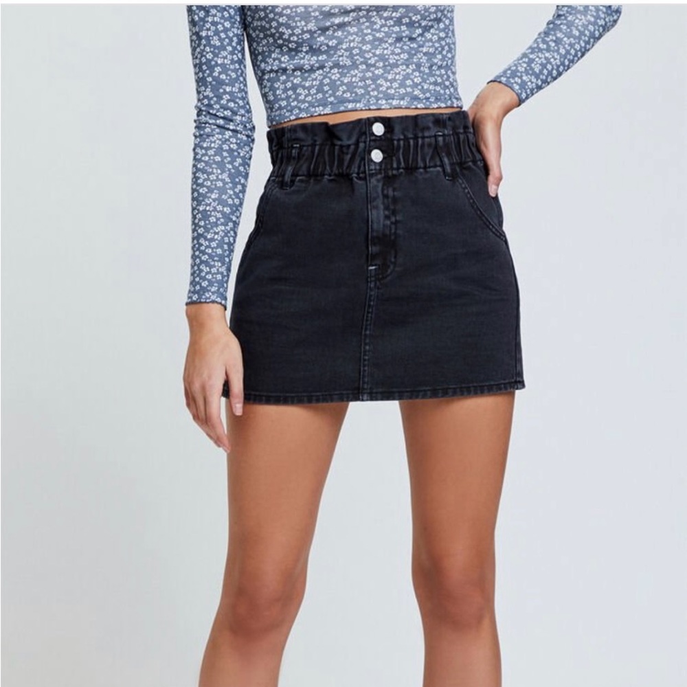 NWT Pacsun size medium black denim skirt